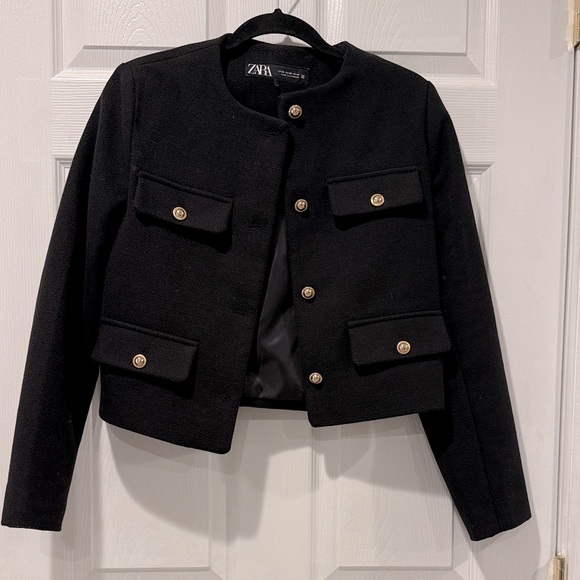 Zara Jackets & Blazers - Zara Women's Black Blazer with Gold Buttons